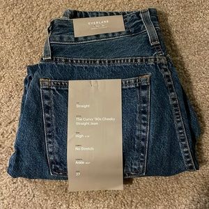 Everlane The Curvy 90s Cheeky Straight Jean